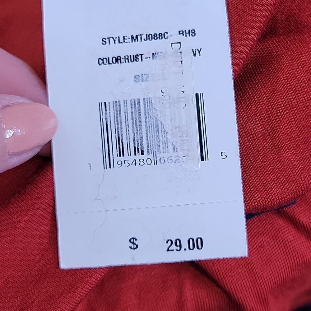 MM. Dillards Perfect Tee. Size Large. NWT - Picture 6 of 7
